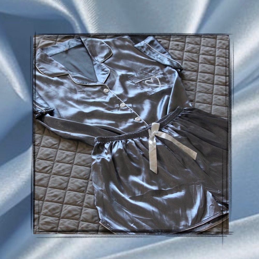 1 Satin Pajama Set
